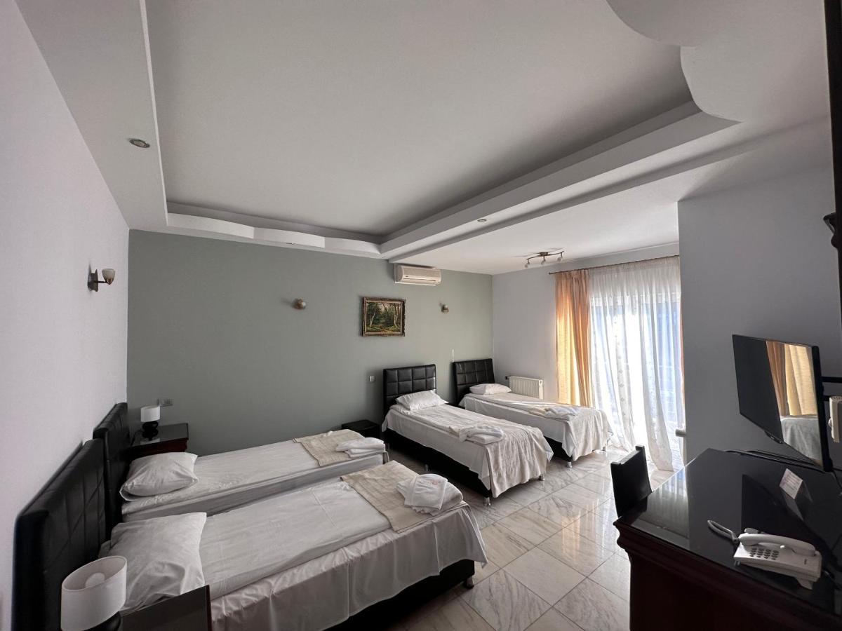 Hotel Bliss Bucharest Exterior photo